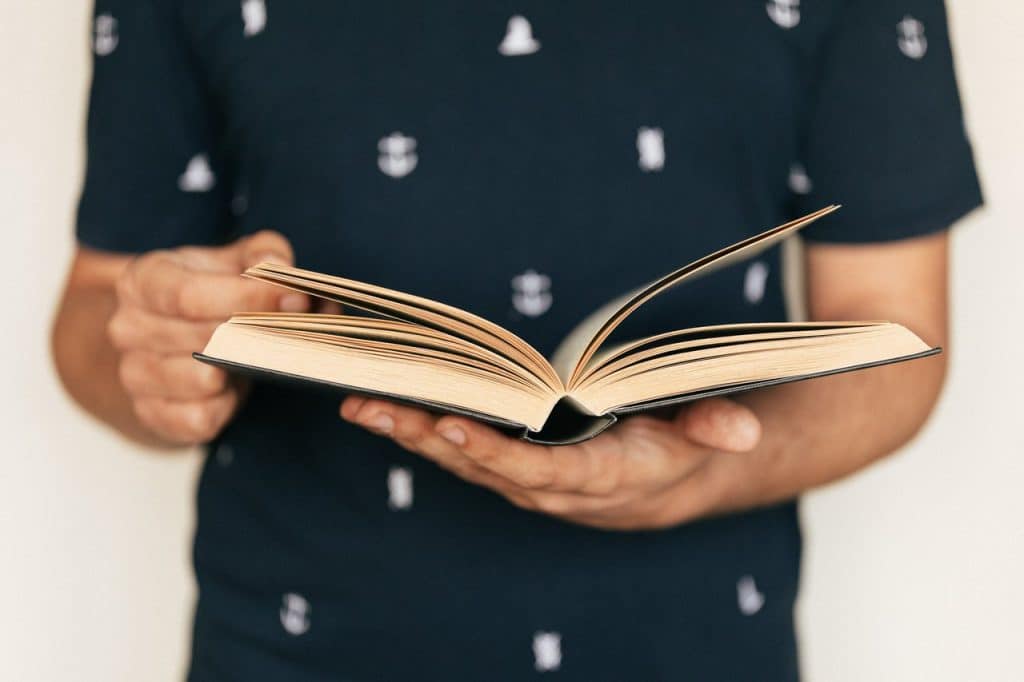 What Classes are Offered for IB Language and Literature?