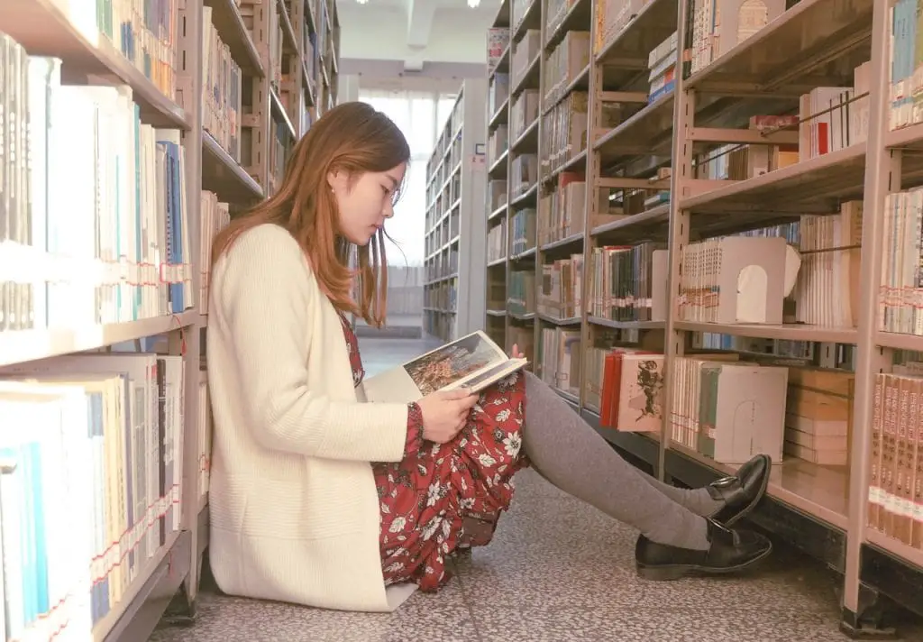 5 Ways to Make Reading Fun